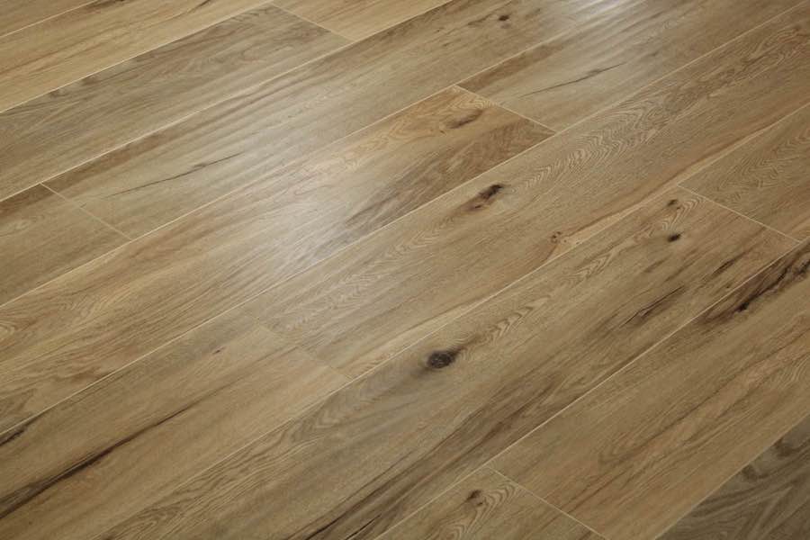 Wood Grain Surface 1217*196*12mm Laminate Flooring (LC806)