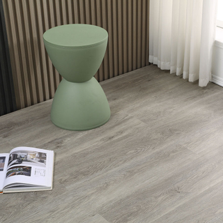 High Quality Spc Click Flooring 4mm-7mm Waterproof Flooring 5mm Thickness with Underlayment Spc Vinyl Floor for Home Decoration (6005)