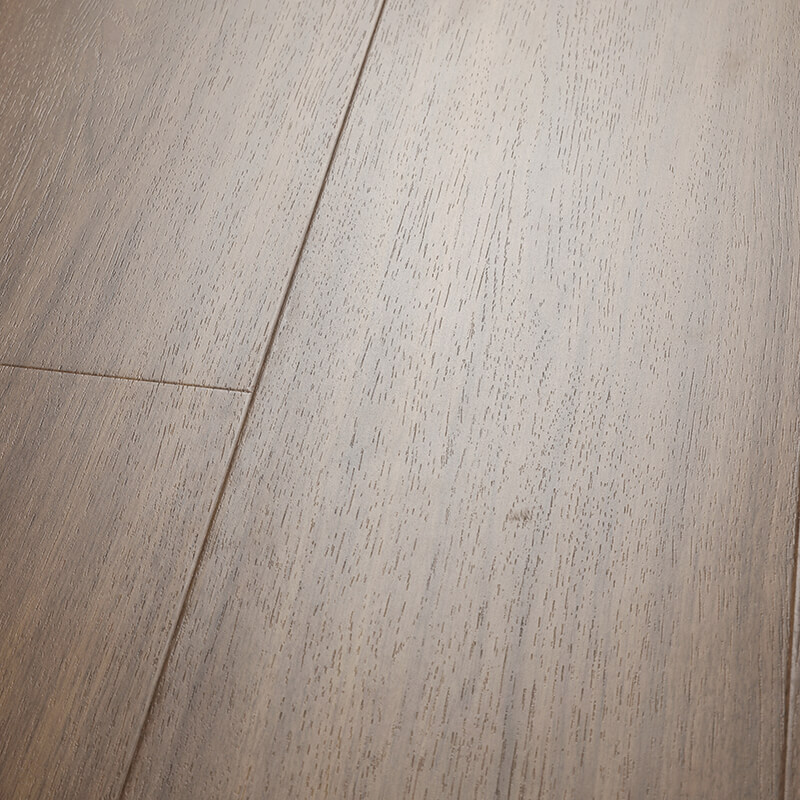 Oak Effect Laminate Flooring (KL6007)